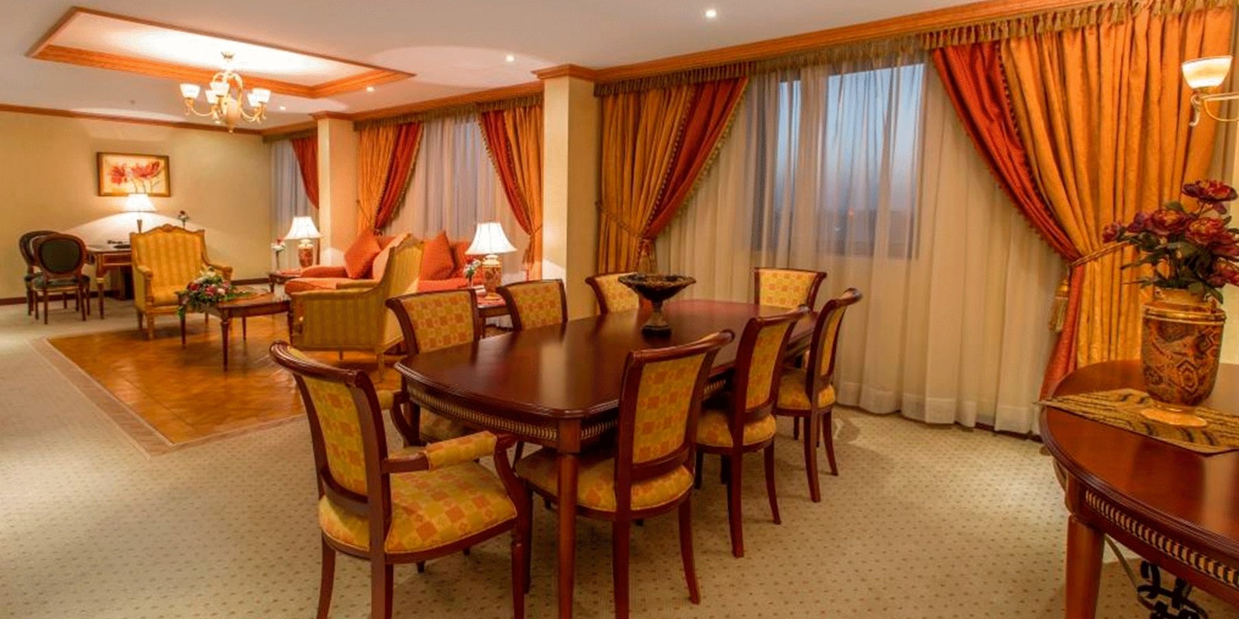 فندق كراون بلازا قصر الرياض(Crowne Plaza Riyadh Palace) 35/50
