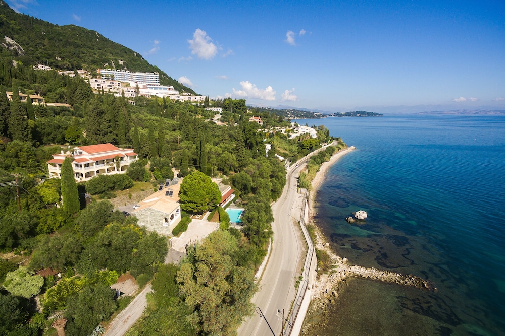 Dimitra Studios 23/33
