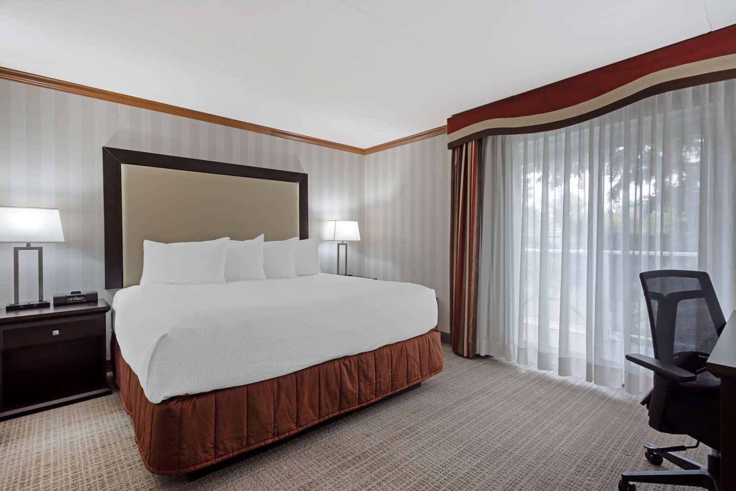 Room, King Bed, Jetted Tub