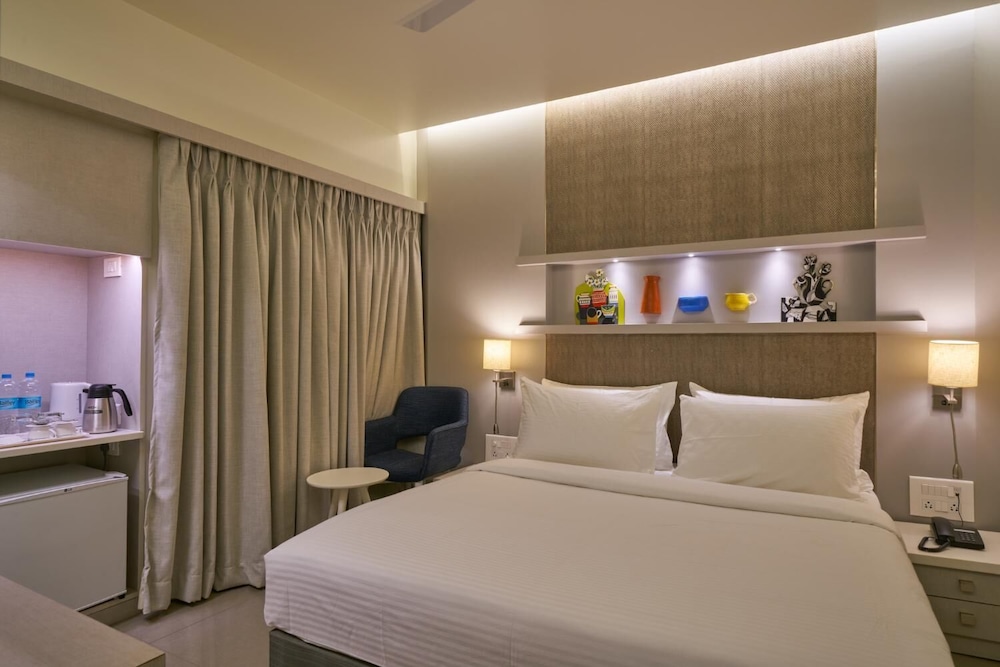 Hotel Atharv 7/17