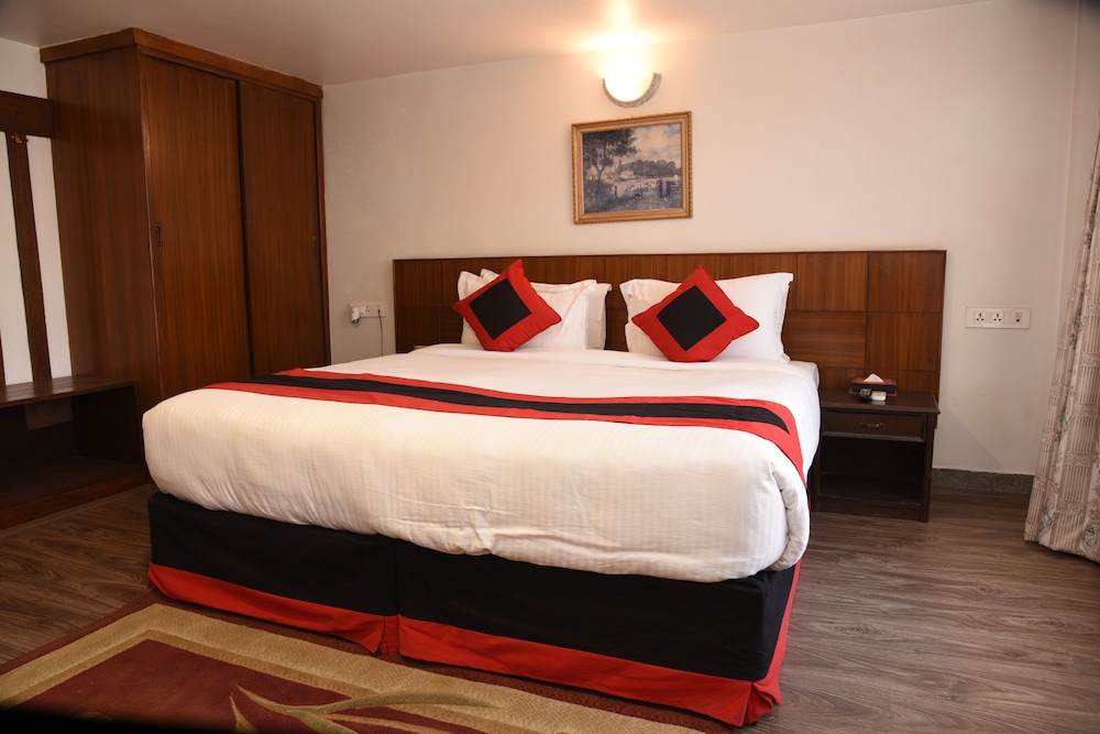 Maya Manor Boutique Hotel By Kgh Group 12/48