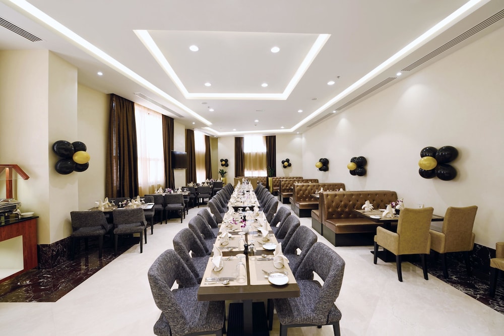 Sunday Pulse Al Jaddaf Hotel 40/42