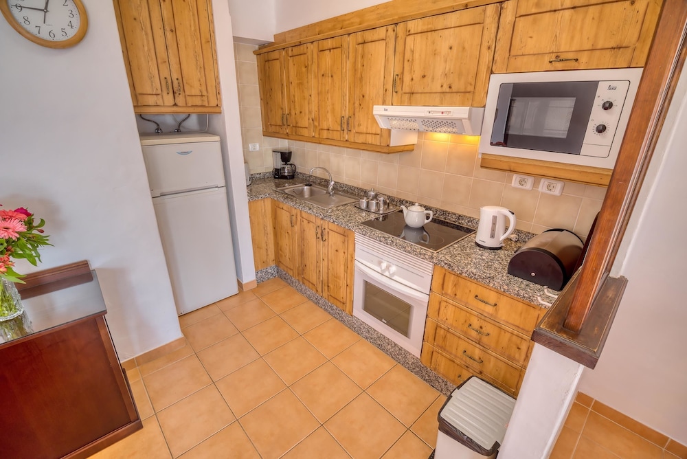 Ona Las Casitas 4/47