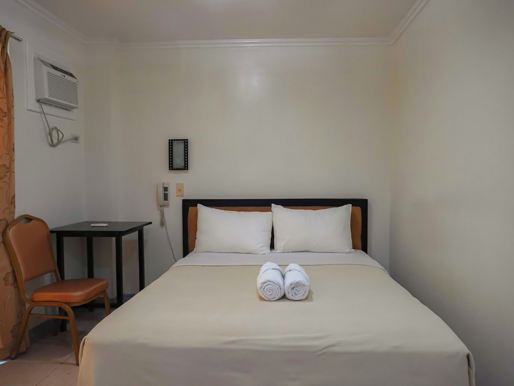 HOTEL BORACAY PARADISE 10/27