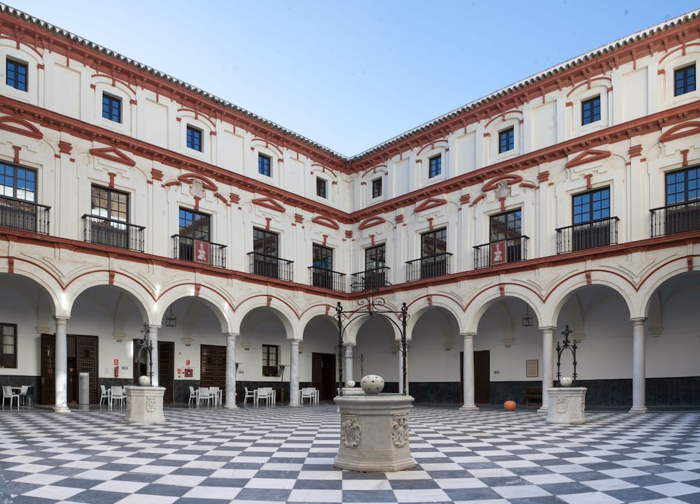Hotel Boutique Convento Cádiz 74/79