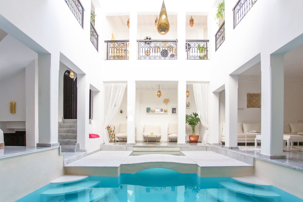 RIAD AL RIMAL 24/50