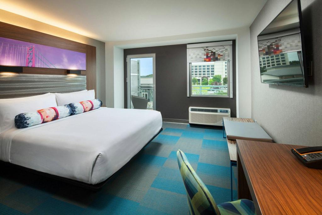 Room at Aloft San Francisco Airport, MILLBRAE - CA
