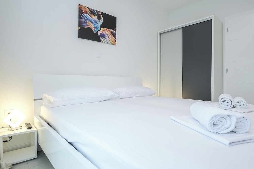 Apartments Tomana 27/50
