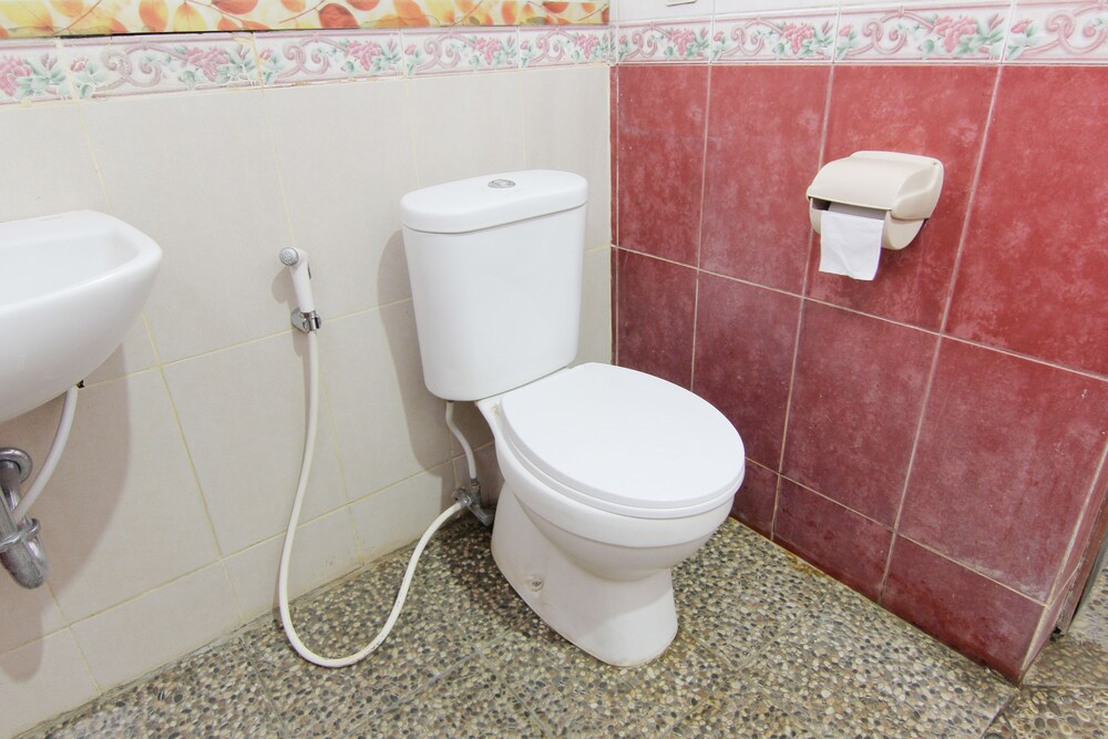OYO 90103 Hotel Palem 13/24