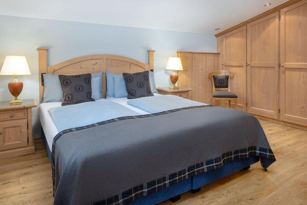 2 Bedrooms, Grand, Deluxe, Suite, Mountain View, Sofa