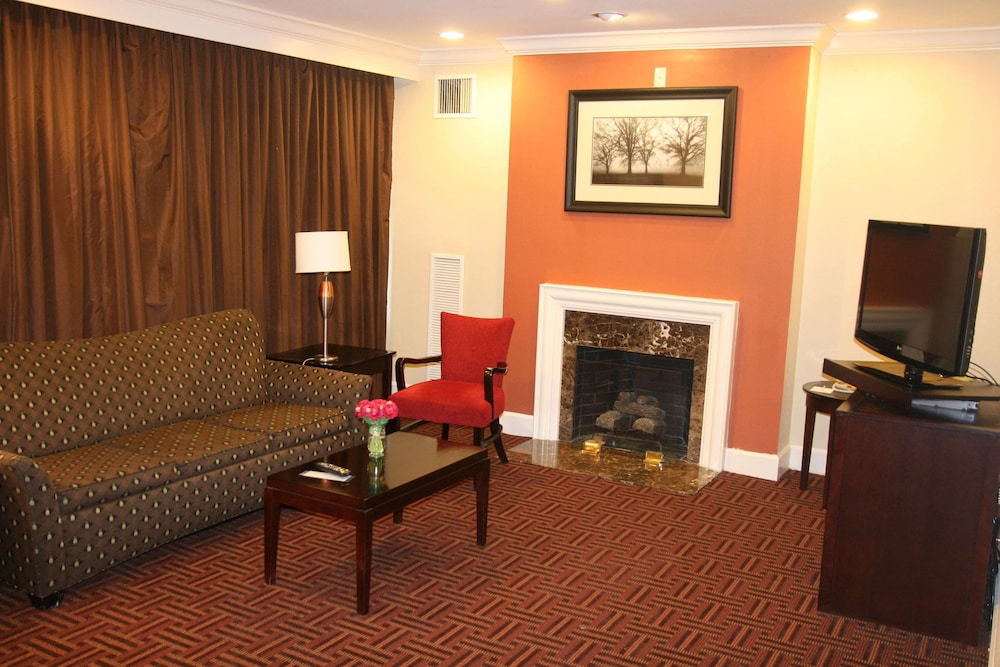 Hampton Inn and Suites Stamford 28/46