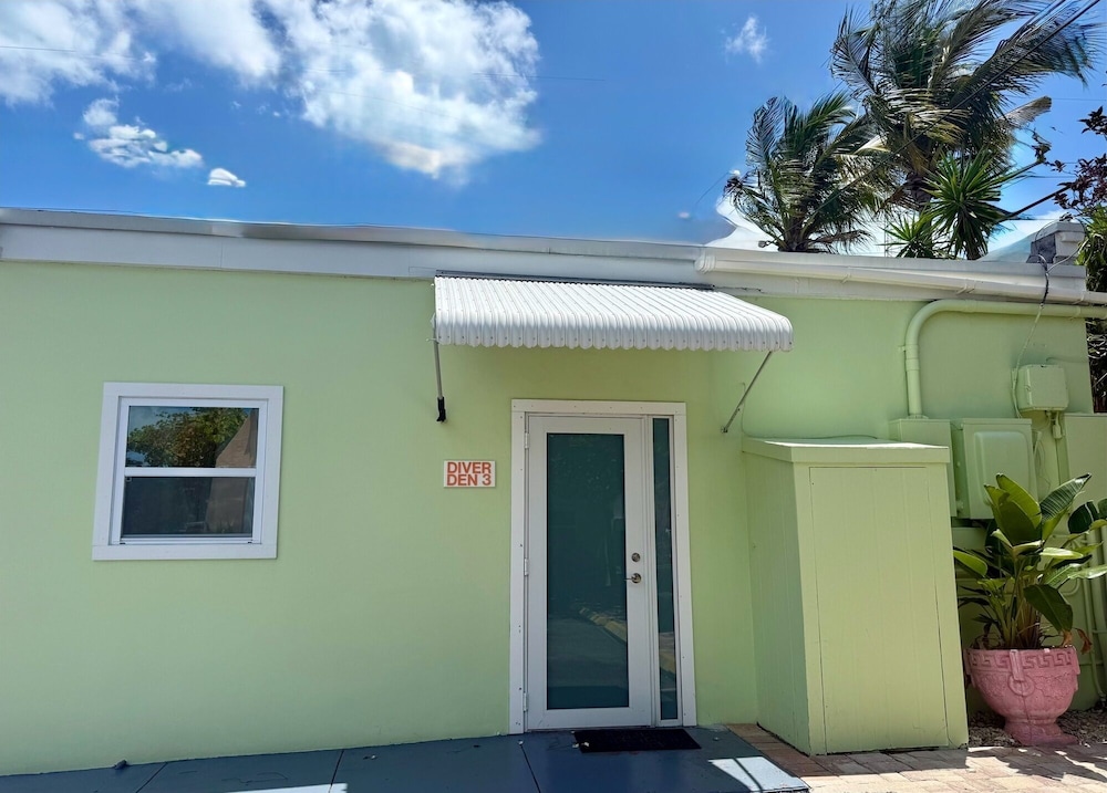 Sunset Cove Beach Resort 2/46