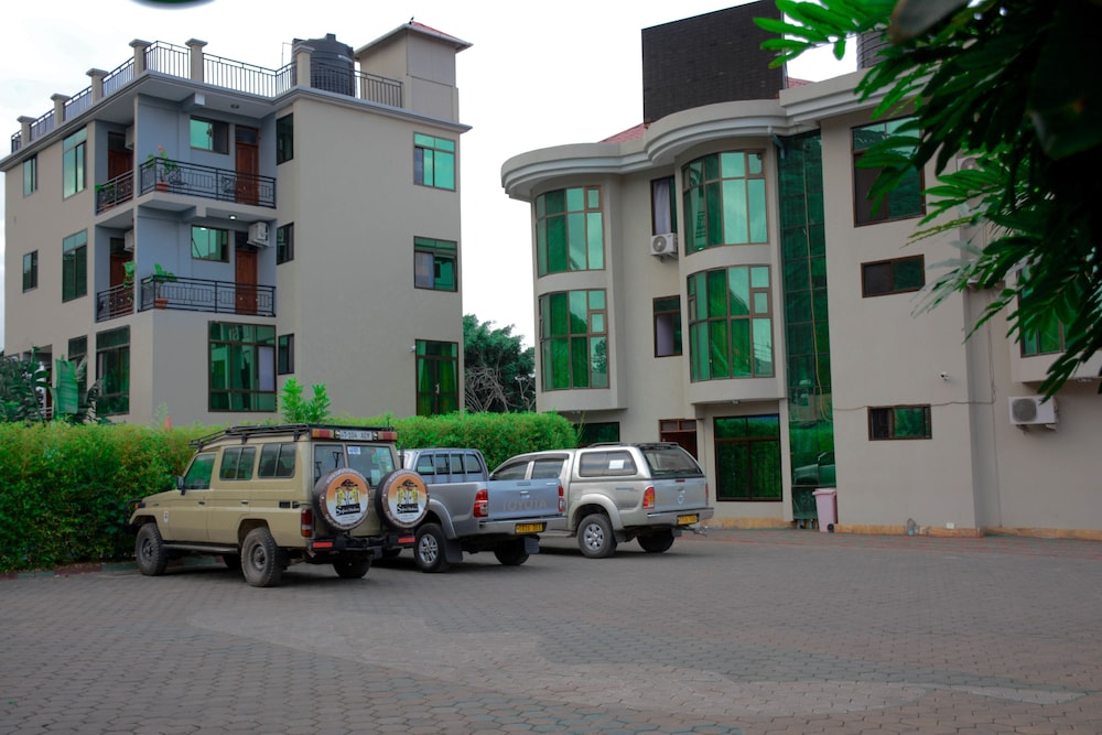 Green Mountain Hotel 40/48