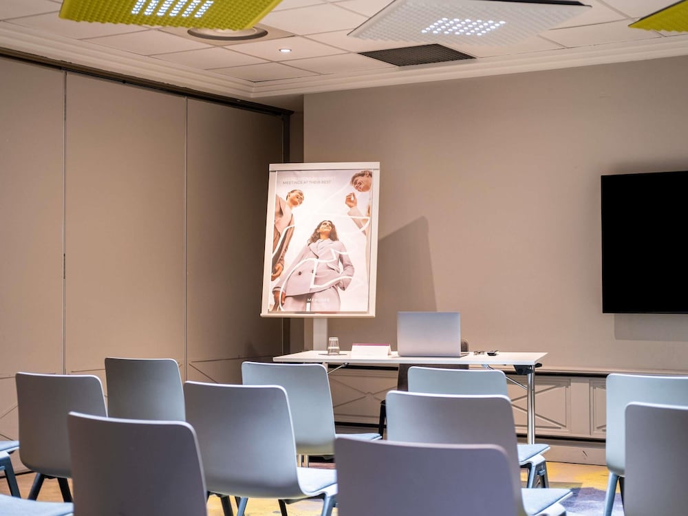 Mercure Grenoble Meylan 34/46