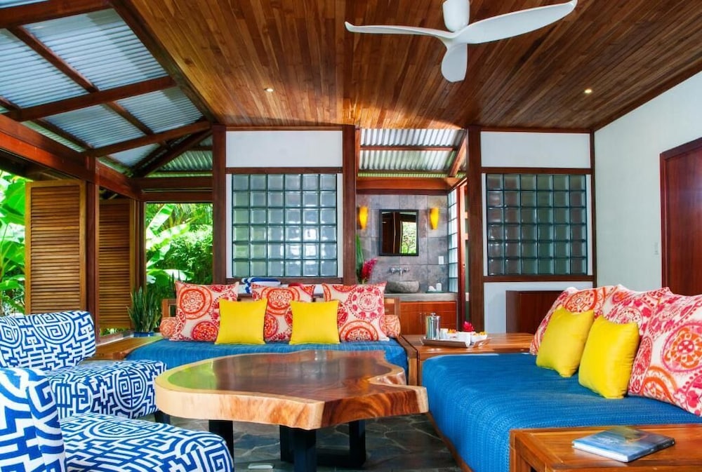 Blue Osa Yoga Retreat &amp; Spa 30/50