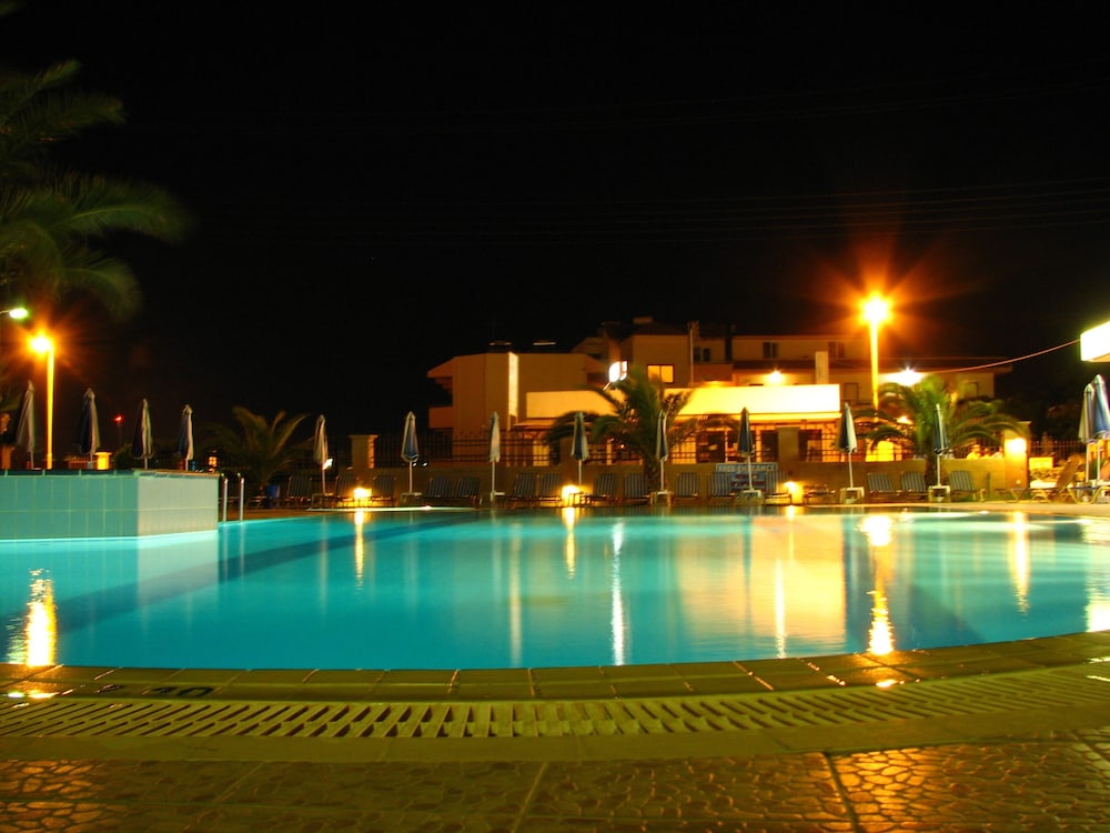 Rhodian Rose Hotel 8/58