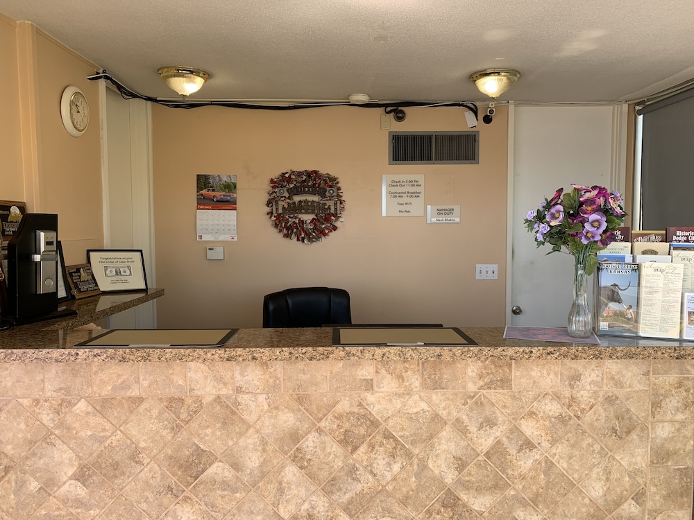 Executive Inn Dodge City, KS (ex Rodeway Inn) 6/34