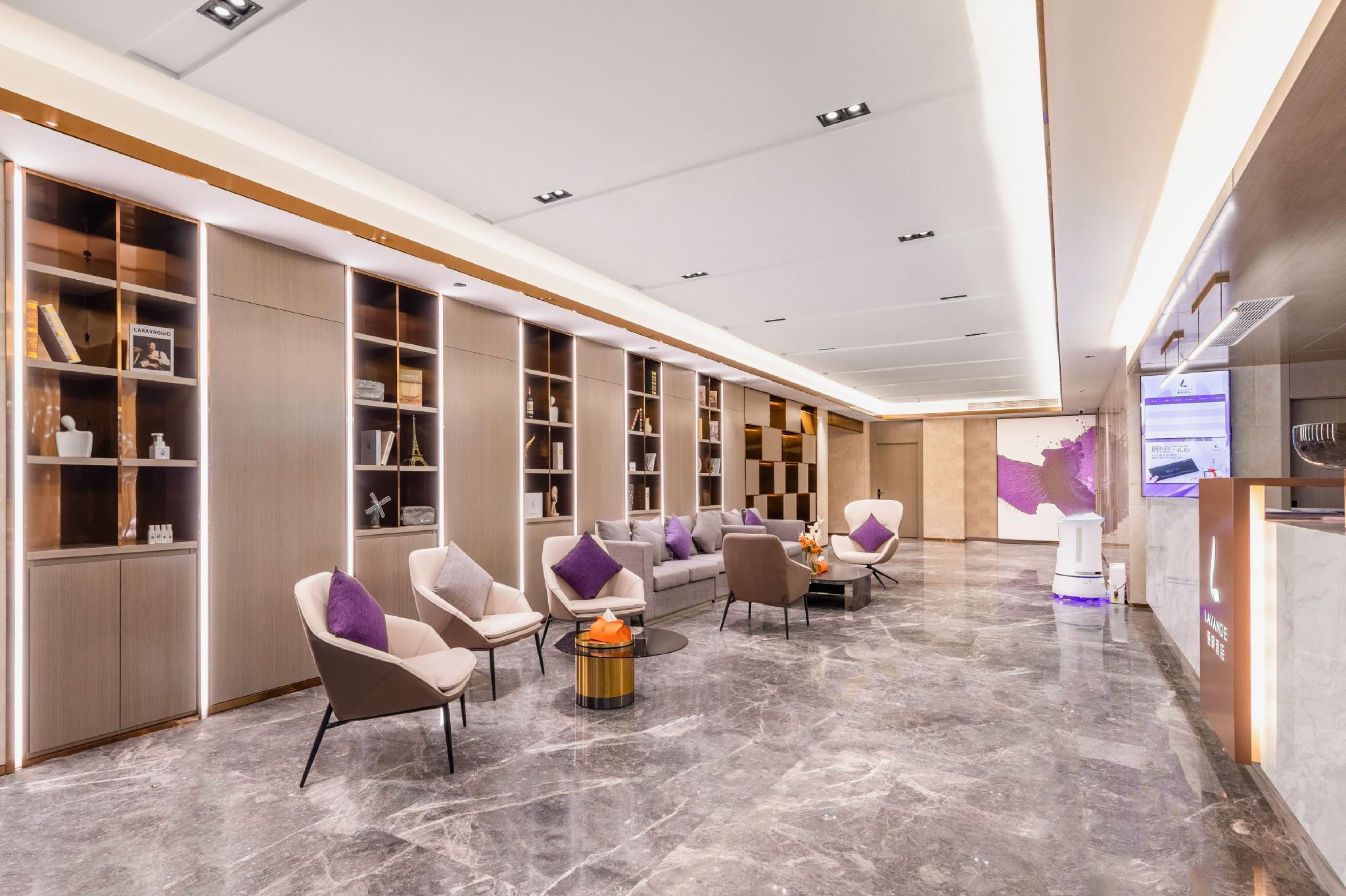 Lavande Hotel (Zhuhai Doumen Xinqing Science Park Branch) 48/58