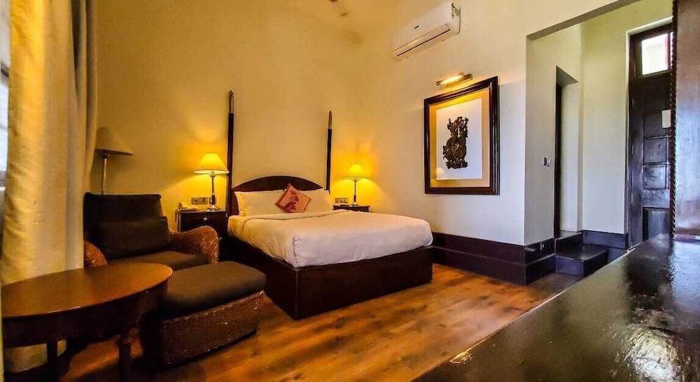 Royal Orchid Brindavan Gardens 18/37