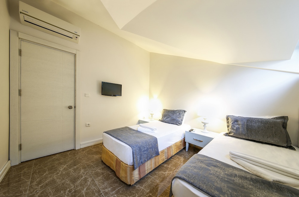 Morina Deluxe Hotel 17/50