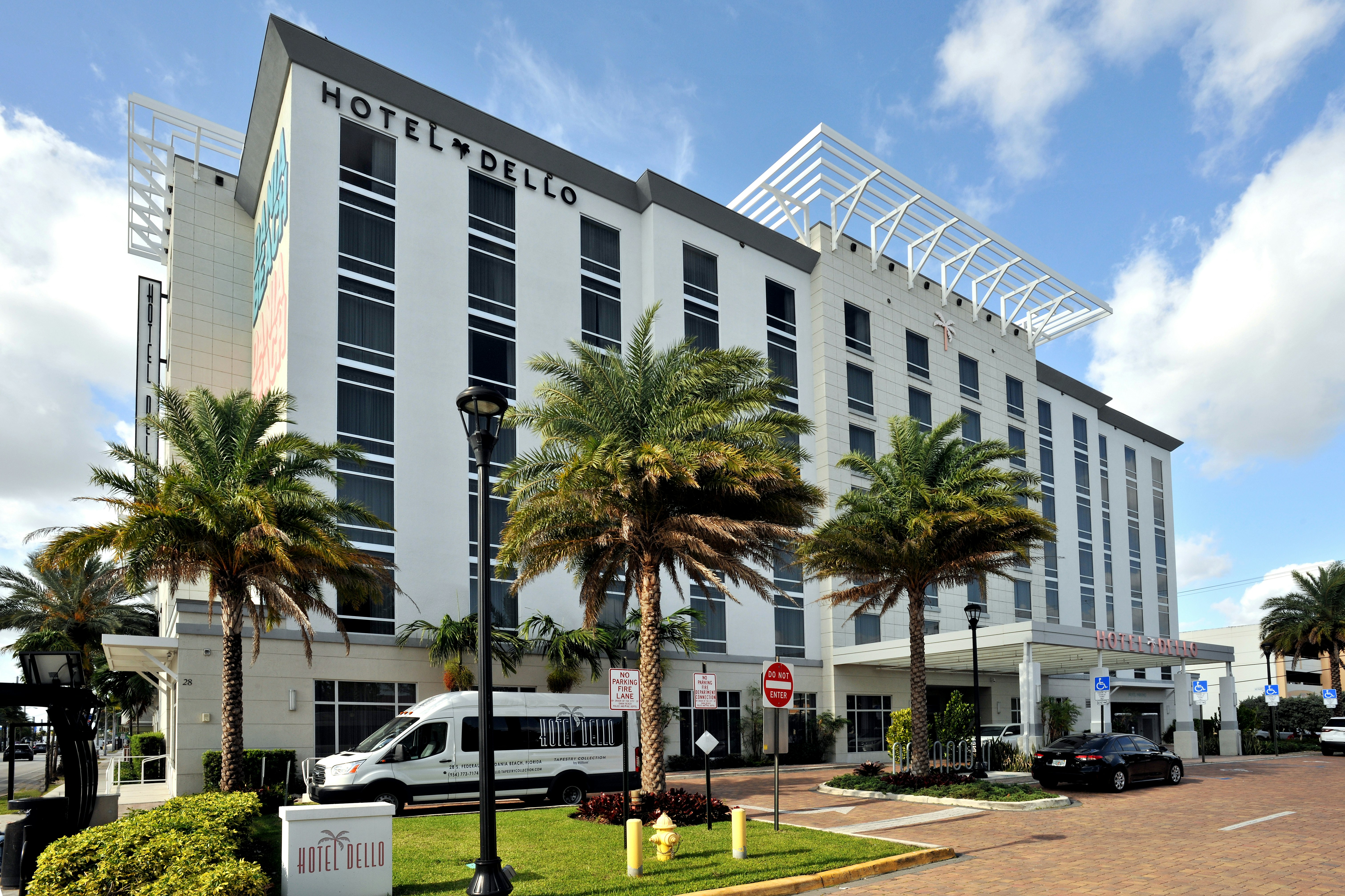 Hotel Dello Fort Lauderdale Airport, Tapestry Collection by Hilton 17/18
