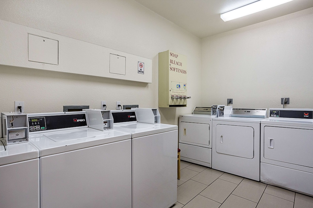 Motel6 Page, AZ 11/60