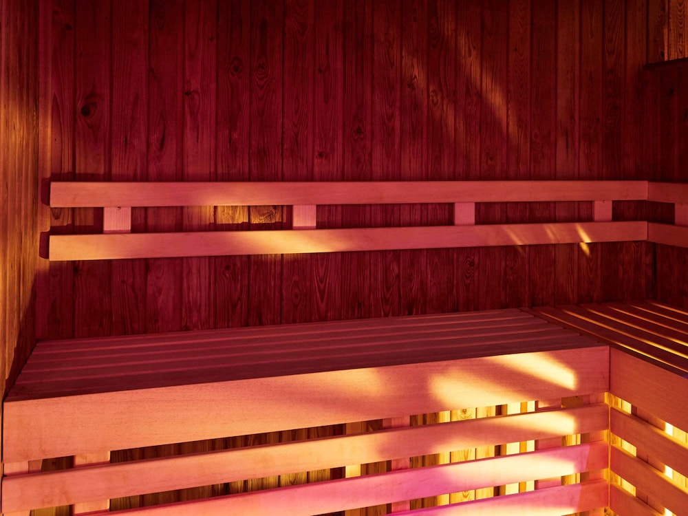 Mercure Sheffield Kenwood Hall & Spa 18/50