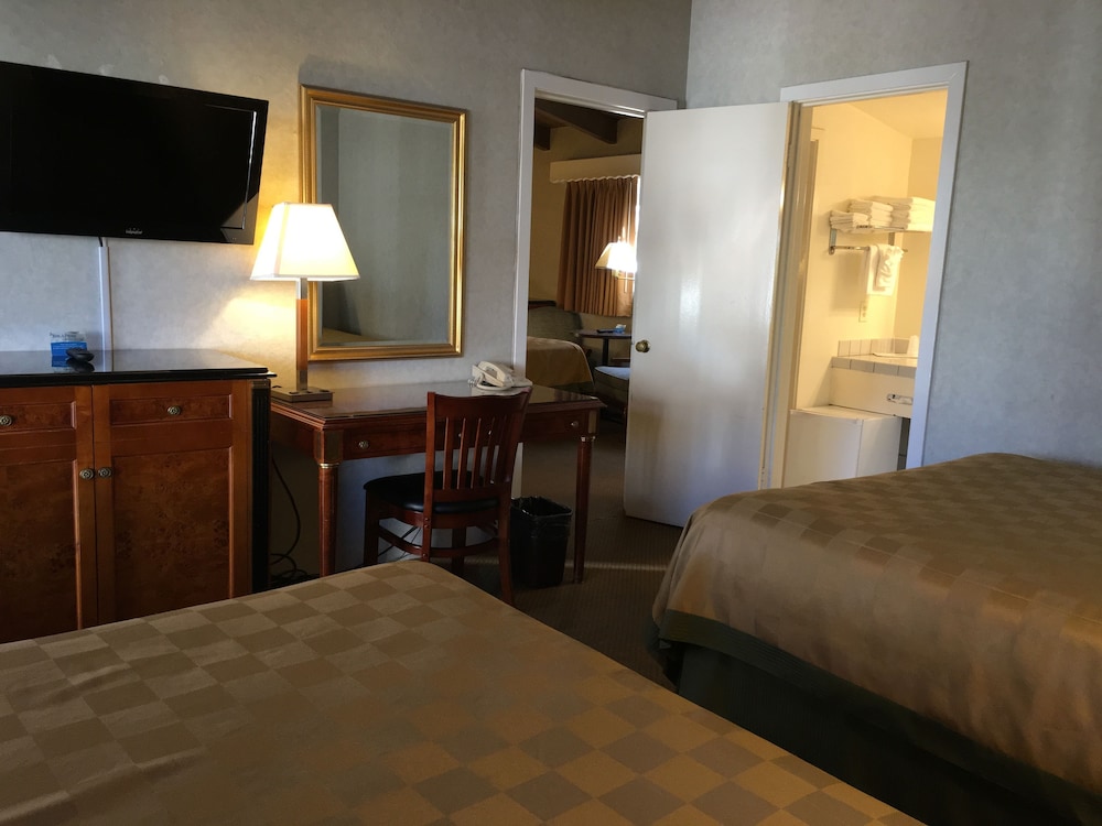 Discovery Inn 29/43