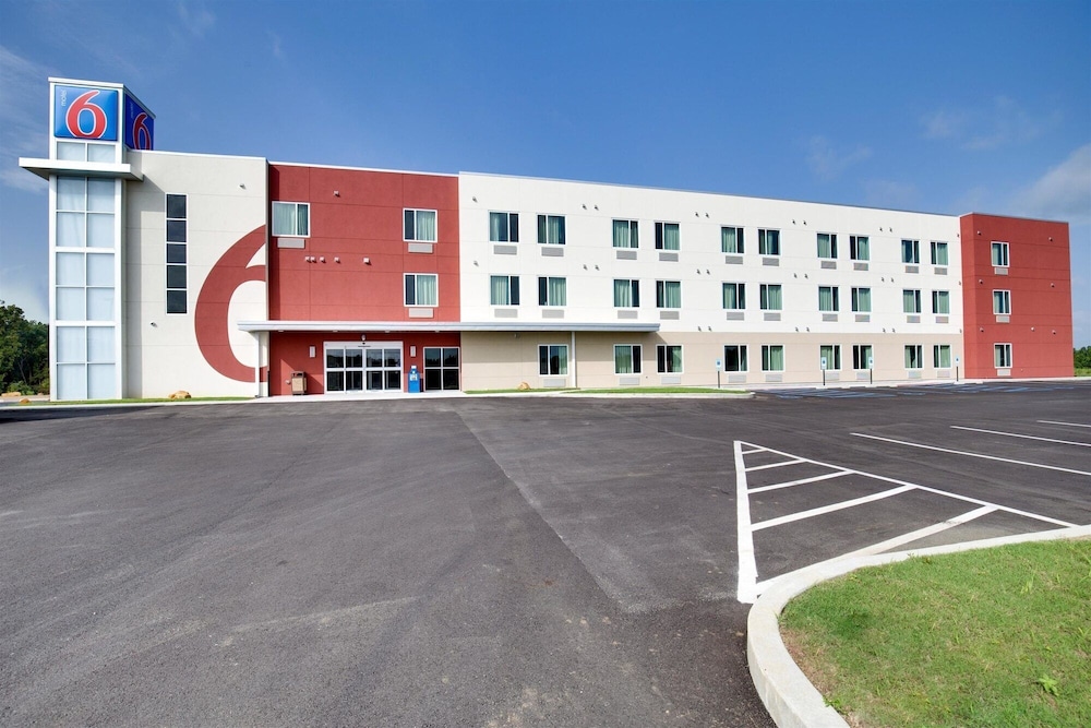 Motel6 Poplar Bluff, MO 51/60