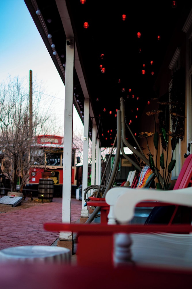Painted Lady Bed & Brew 72/73