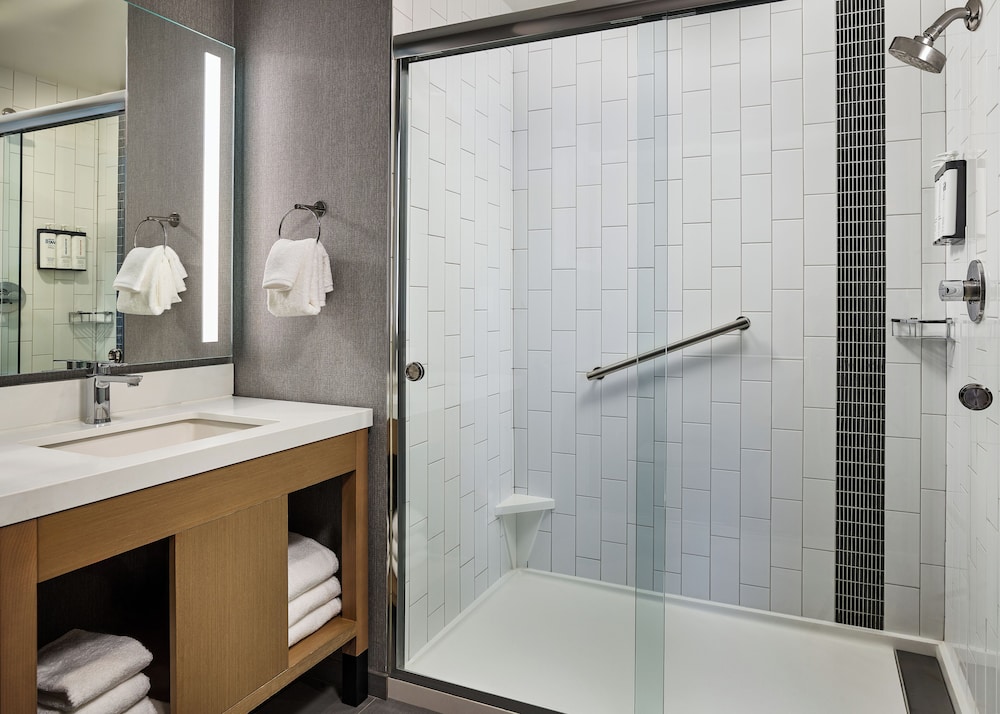 Hyatt Place Pena Station/Denver Airport 57/57