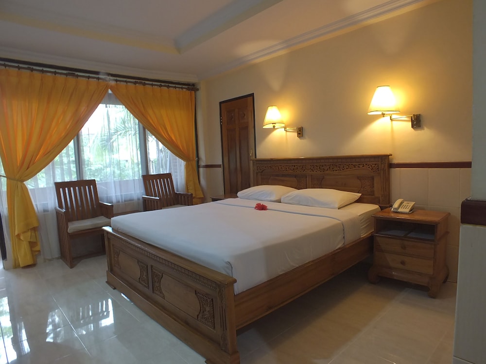 Palm Beach Hotel Bali 12/38