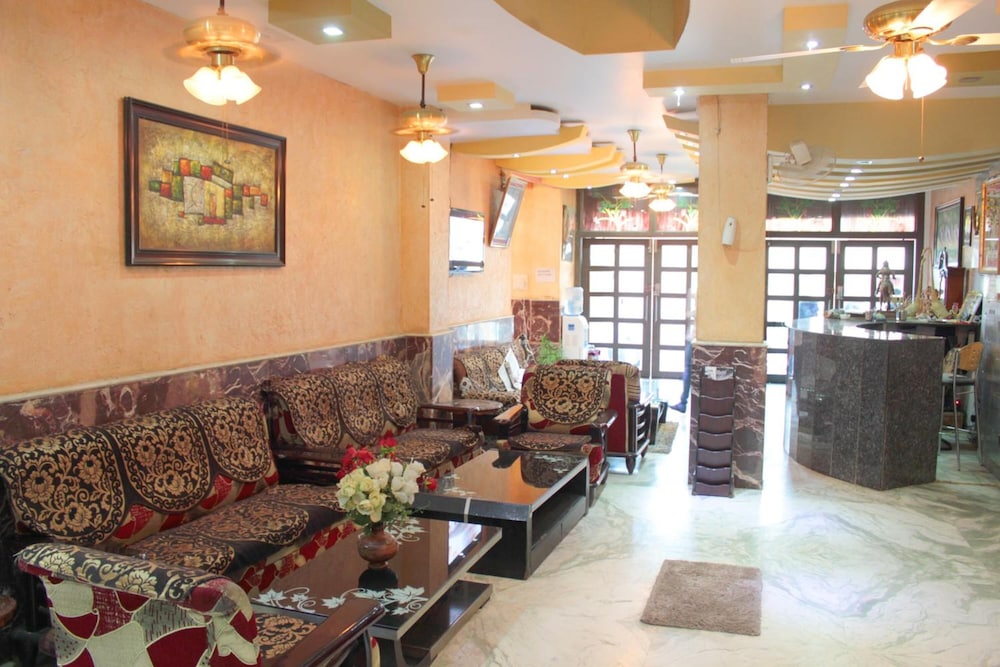 HOTEL MEENAKSHI 35/48