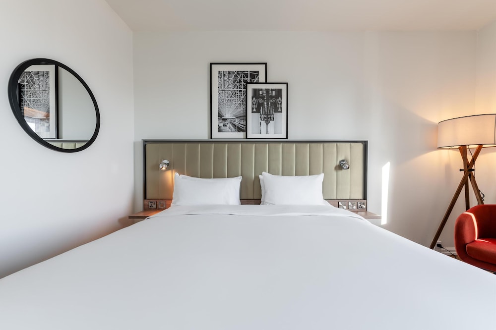 Radisson Hotel Manchester City Centre, A Verified Net Zero Hotel 32/91