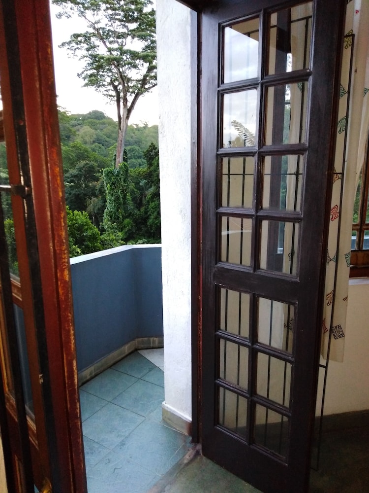 Bethel Homestay 7/63