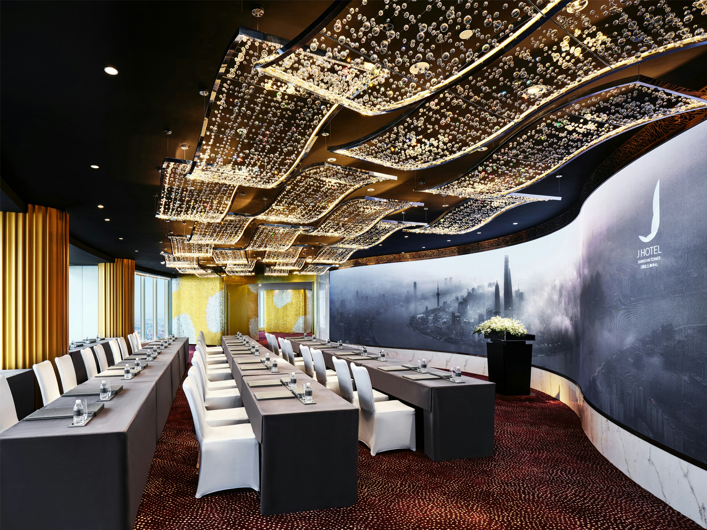 J Hotel Shanghai Tower 39/50