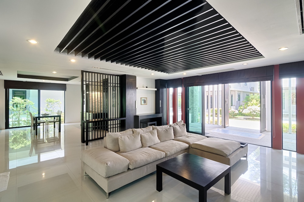 Ocean Breeze Residence 23/50