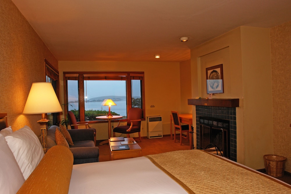 The Inn at the Tides 30/53