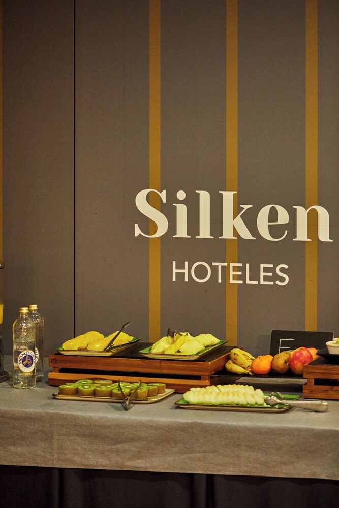 SILKEN MONUMENTAL NARANCO 64/70