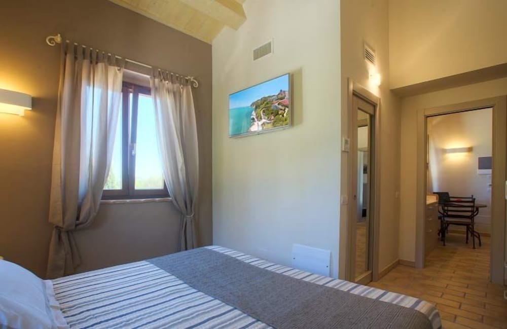 Villa Gens Camuria 3/48
