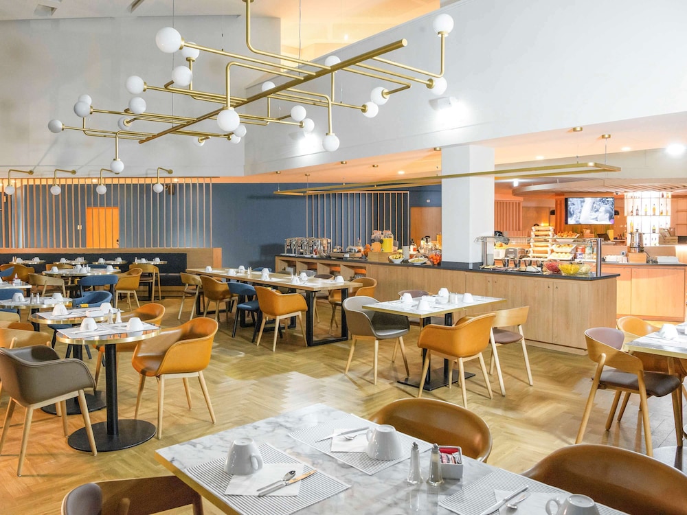 NOVOTEL LE HAVRE CENTRE GARE 48/67