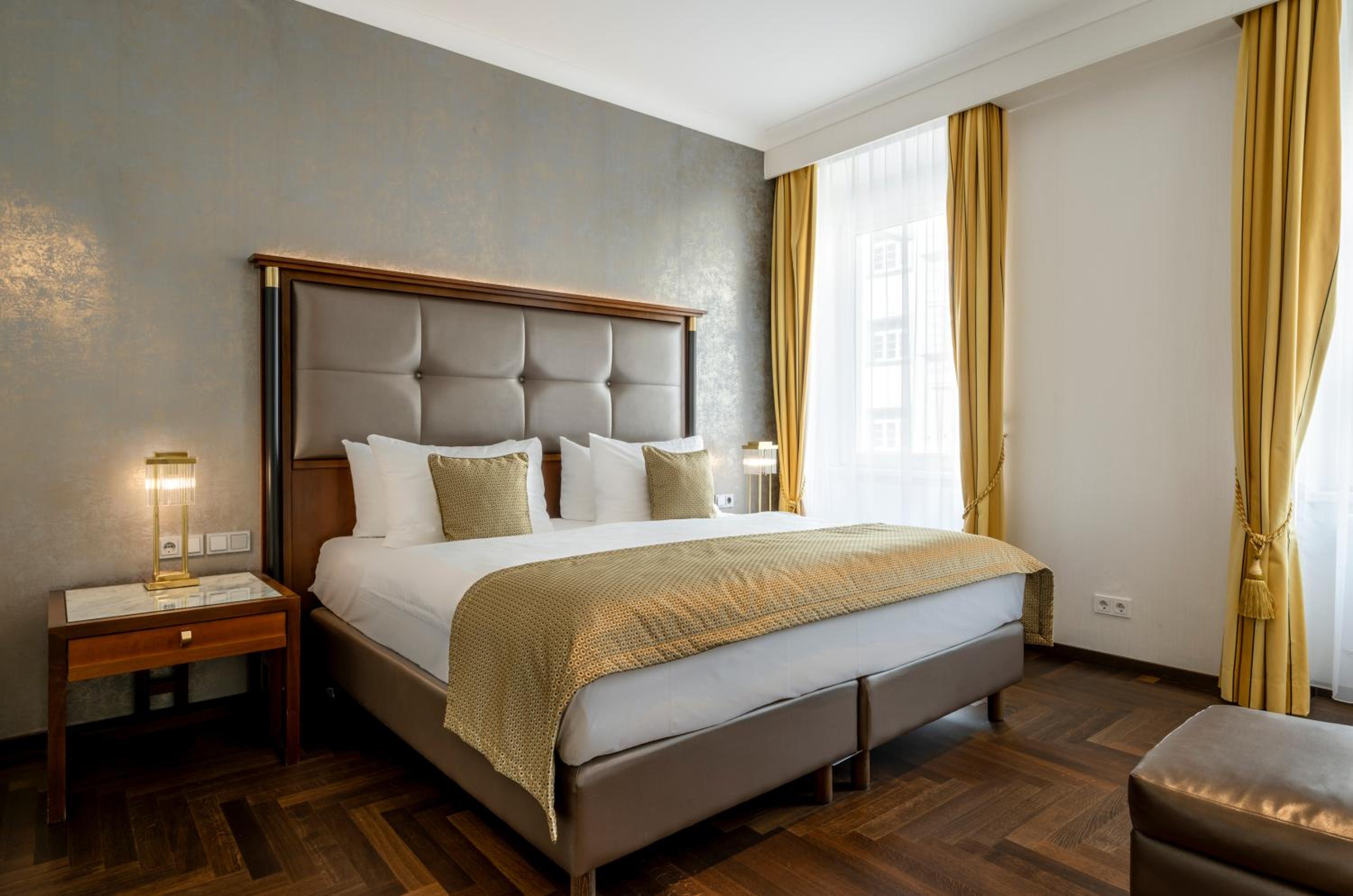 Salzburg, Suite