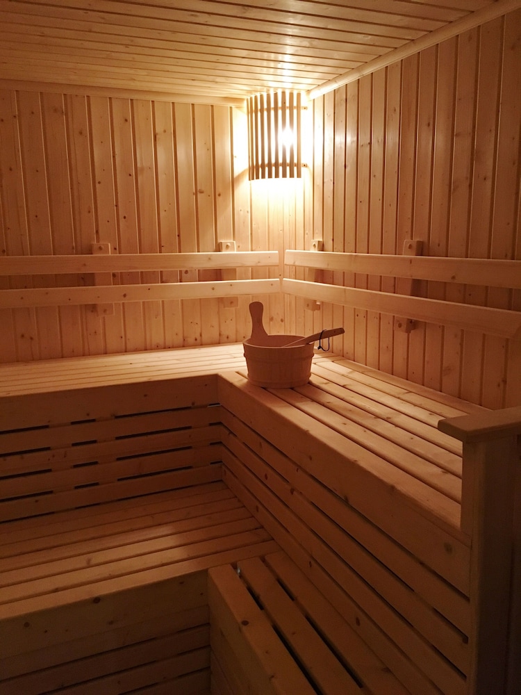 Madera Residence Siracha 36/61