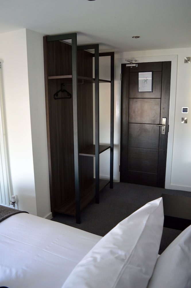 Q8 Boutique Hotel 5/34