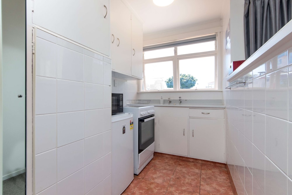 Aarangi Motel 12/55