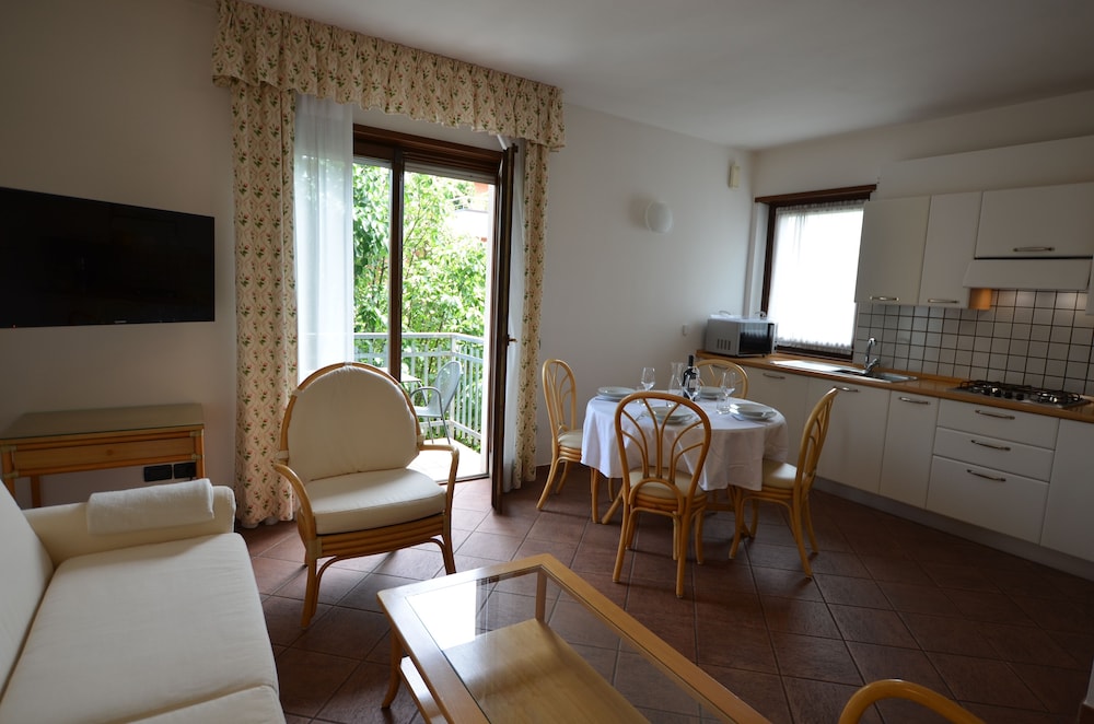 Residence Alle Palme 25/50