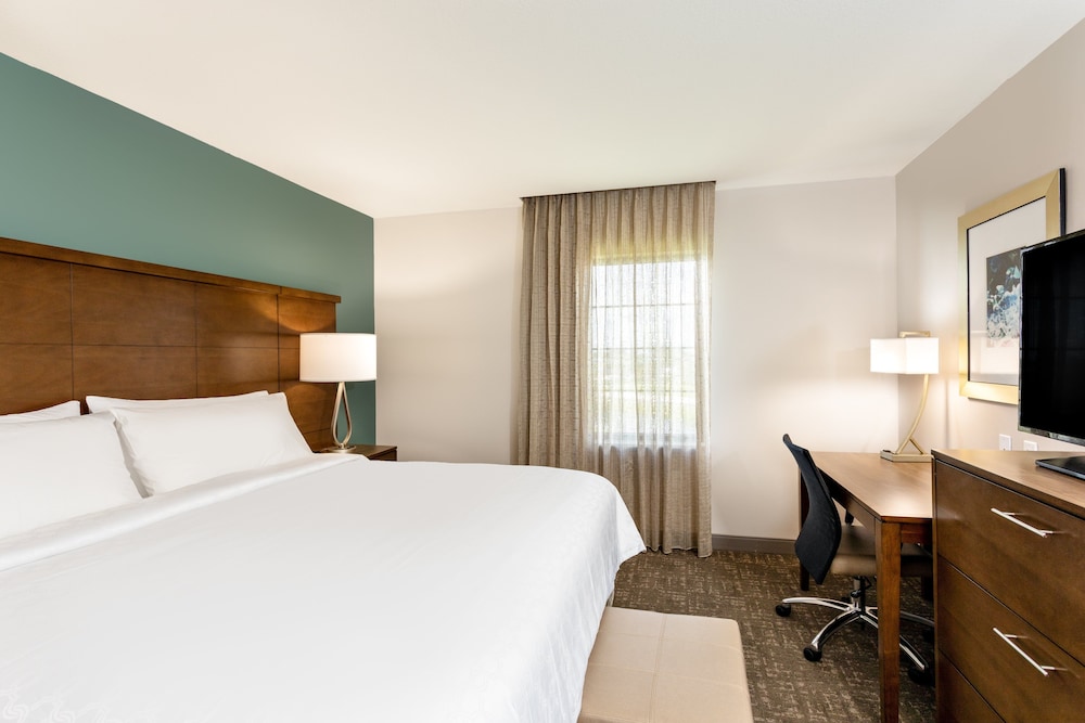 Staybridge Suites Fort Lauderdale Airport - West 15/53