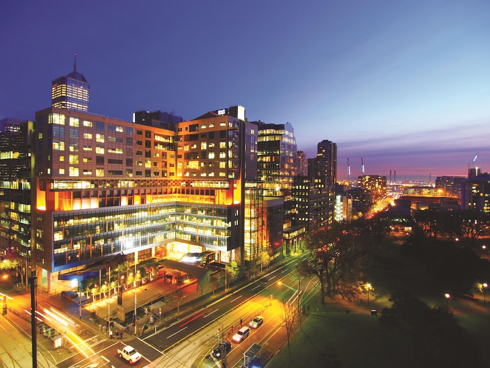 Oaks Melbourne on William Suites 1/50