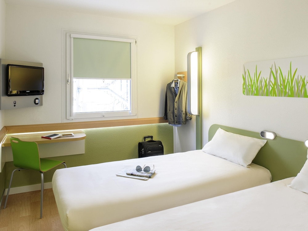 STANDARD, TWIN BEDS