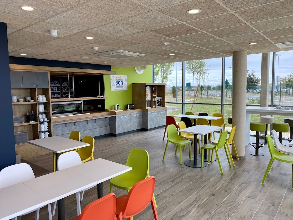 Ibis budget Beauvais Aeroport 19/22